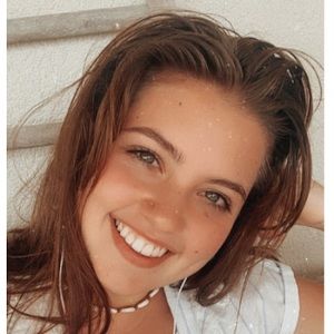 Meet your Posher, Veronica